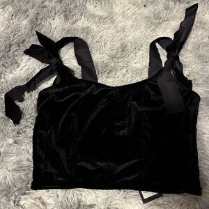 🖤NWT Disturbia Velvet Crop Tank with Tie Straps🖤
